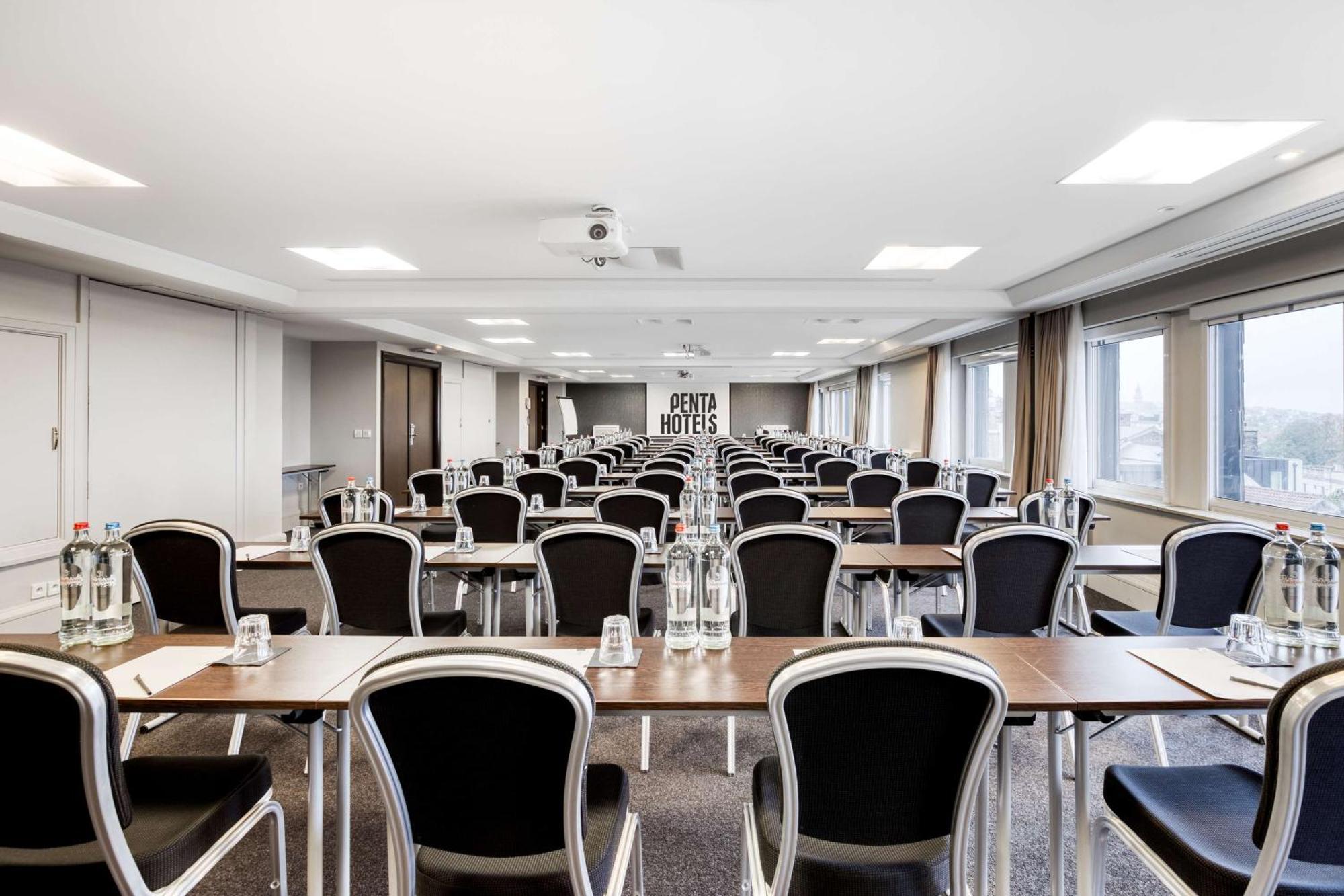 Hotel Pentahotel Brussels Centre 4*