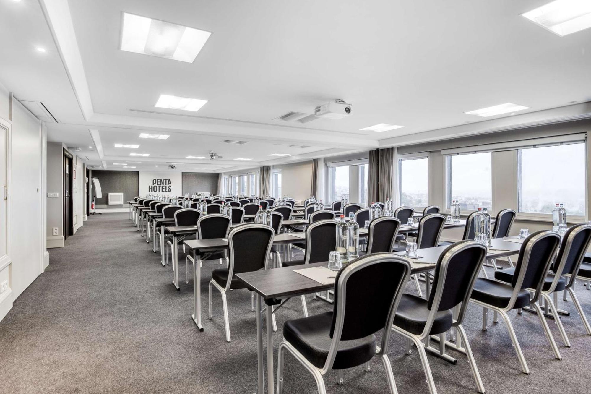 Pentahotel Brussels Centre 4*