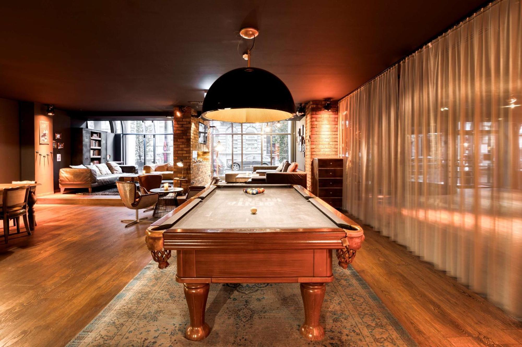 Hotel Pentahotel Brussels Centre 4*