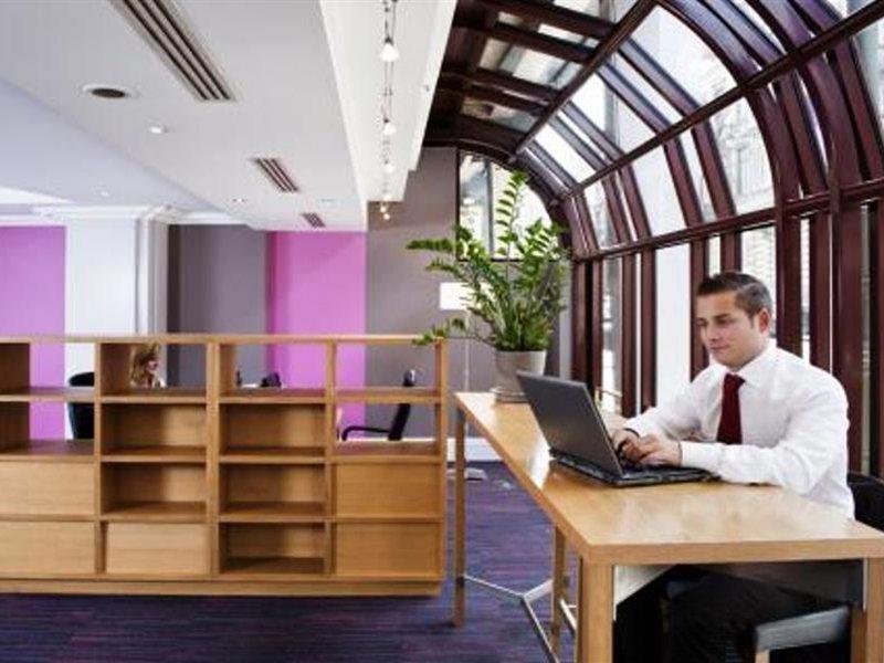 Pentahotel Brussels Centre Hotel 4*