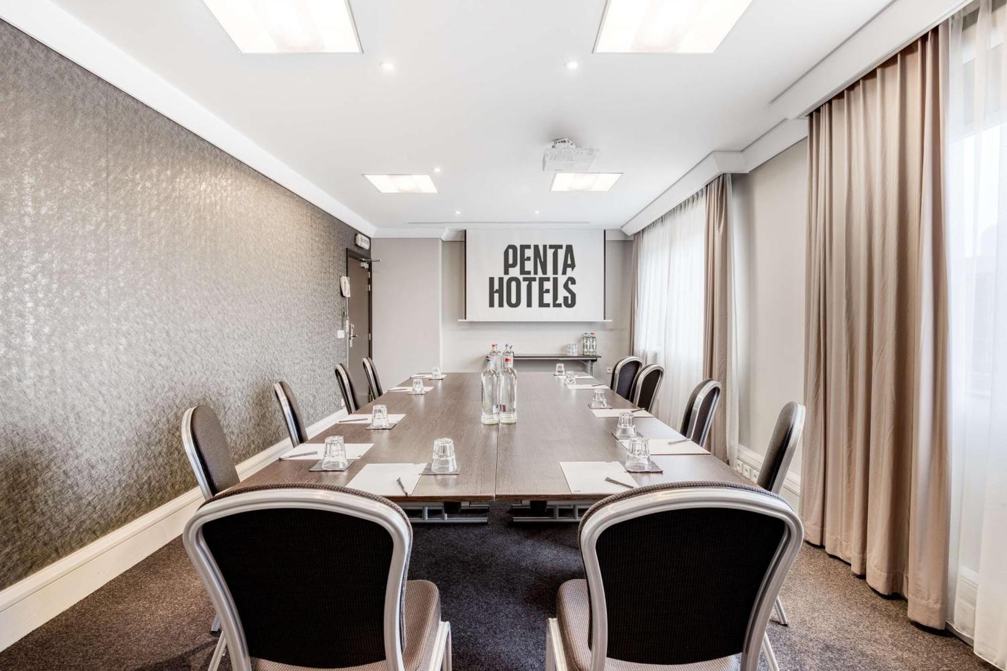 Pentahotel Brussels Centre 4*